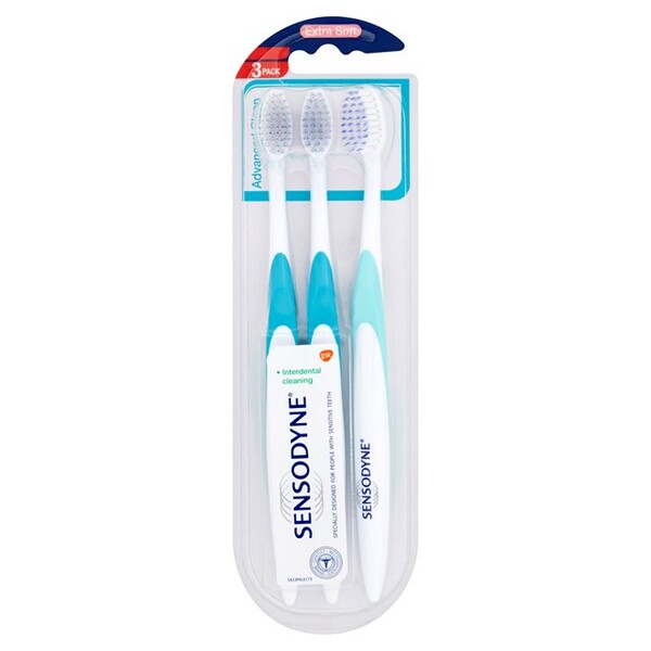 Sensodyne Advanced Clean Extra Soft zubní kartáček, 3 ks