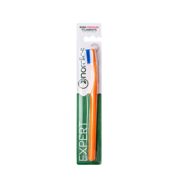 Levně Nordics Curve Medium Orange zubní kartáček