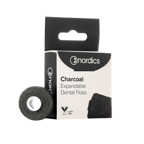 Levně Nordics Floss Expandable Charcoal zubní nit 30 m