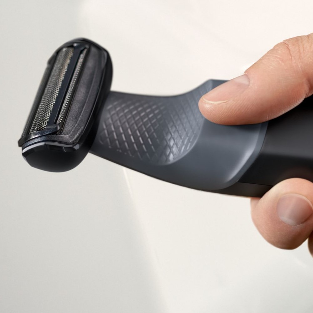 Oral-B EssentialFloss Waxed Mint zubní nit 50 m