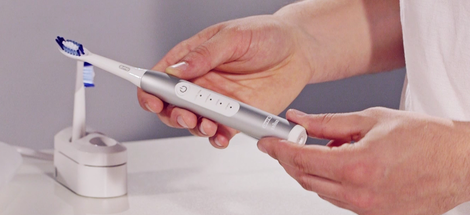 RECENZE: sonický kartáček Oral-B Pulsonic Slim 4200