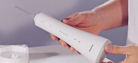 RECENZE: ústní sprcha Panasonic EW1511