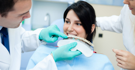 Spolehněte se při bělení zubů na odborníky