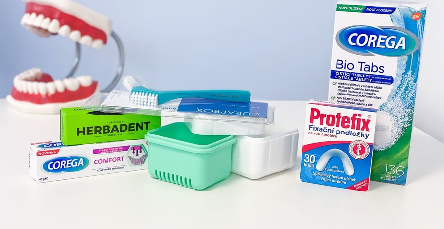 Produkty na zubní náhrady