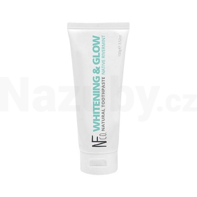 The Natural Family Co. Whitening & Glow zubní pasta 100 g