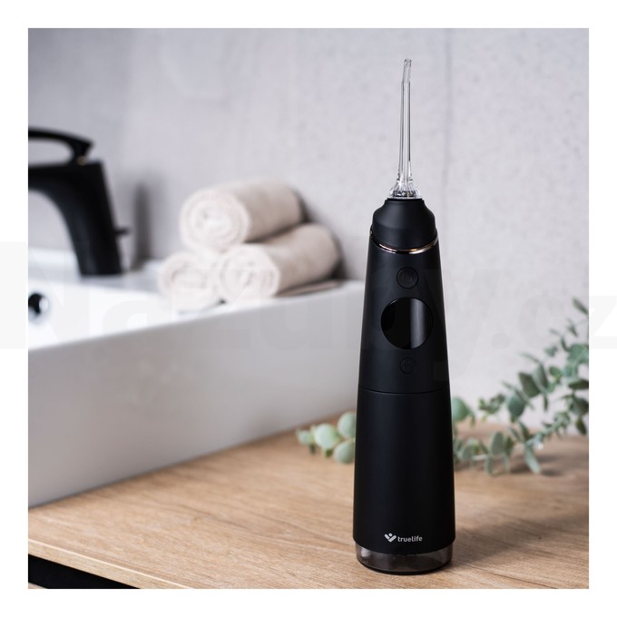 TrueLife AquaFloss Compact C300 Black ústní sprcha