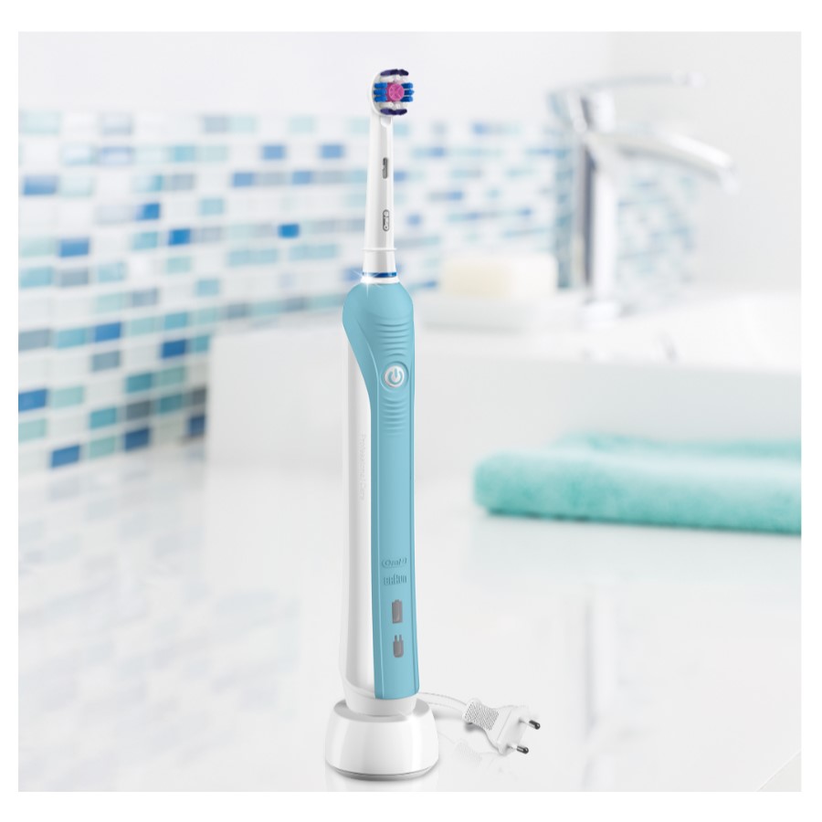Oral-B PRO 770 3D White zubní kartáček