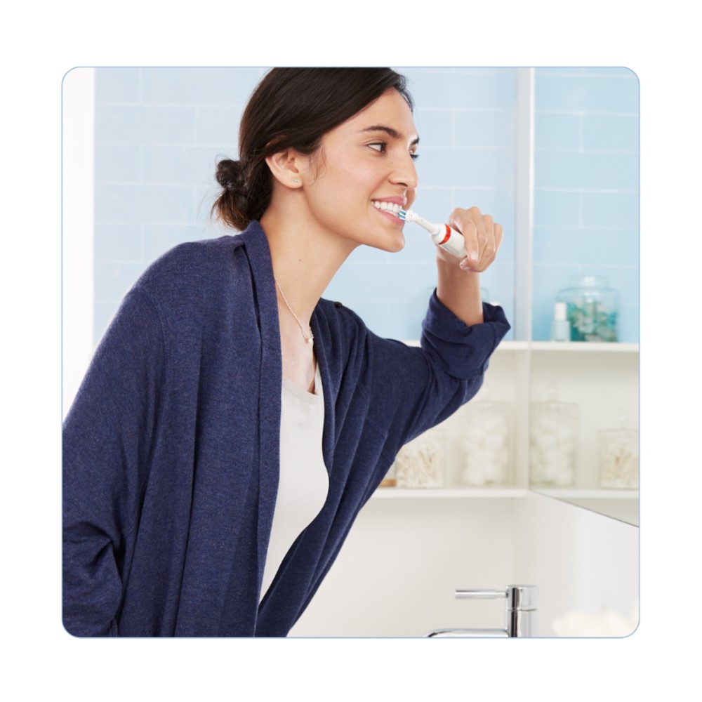 Braun Oral-B Smart 6 6100S Sensi UltraThin zubní kartáček