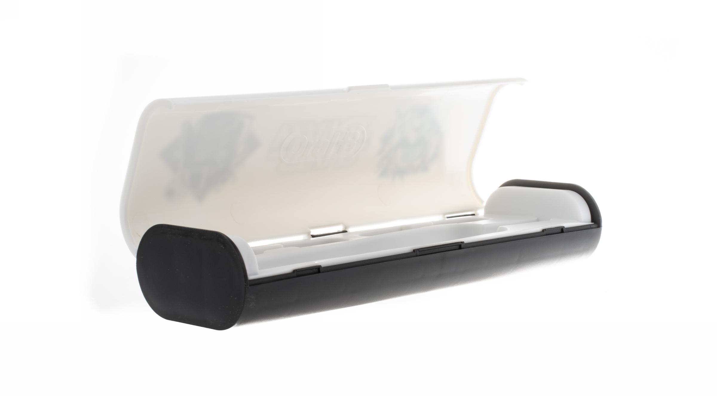 Oral-B Kids Star Wars zubní kartáček + cestovní pouzdro