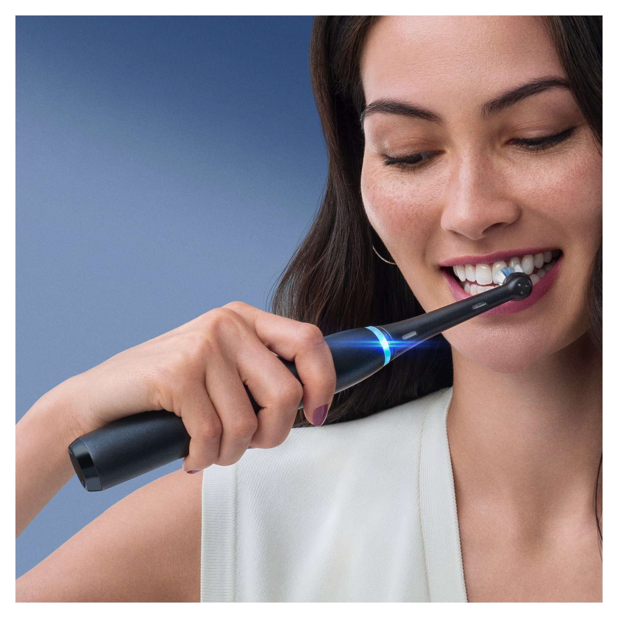 Oral-B iO Series 8 Duo White+Black magnetický kartáček 2 ks