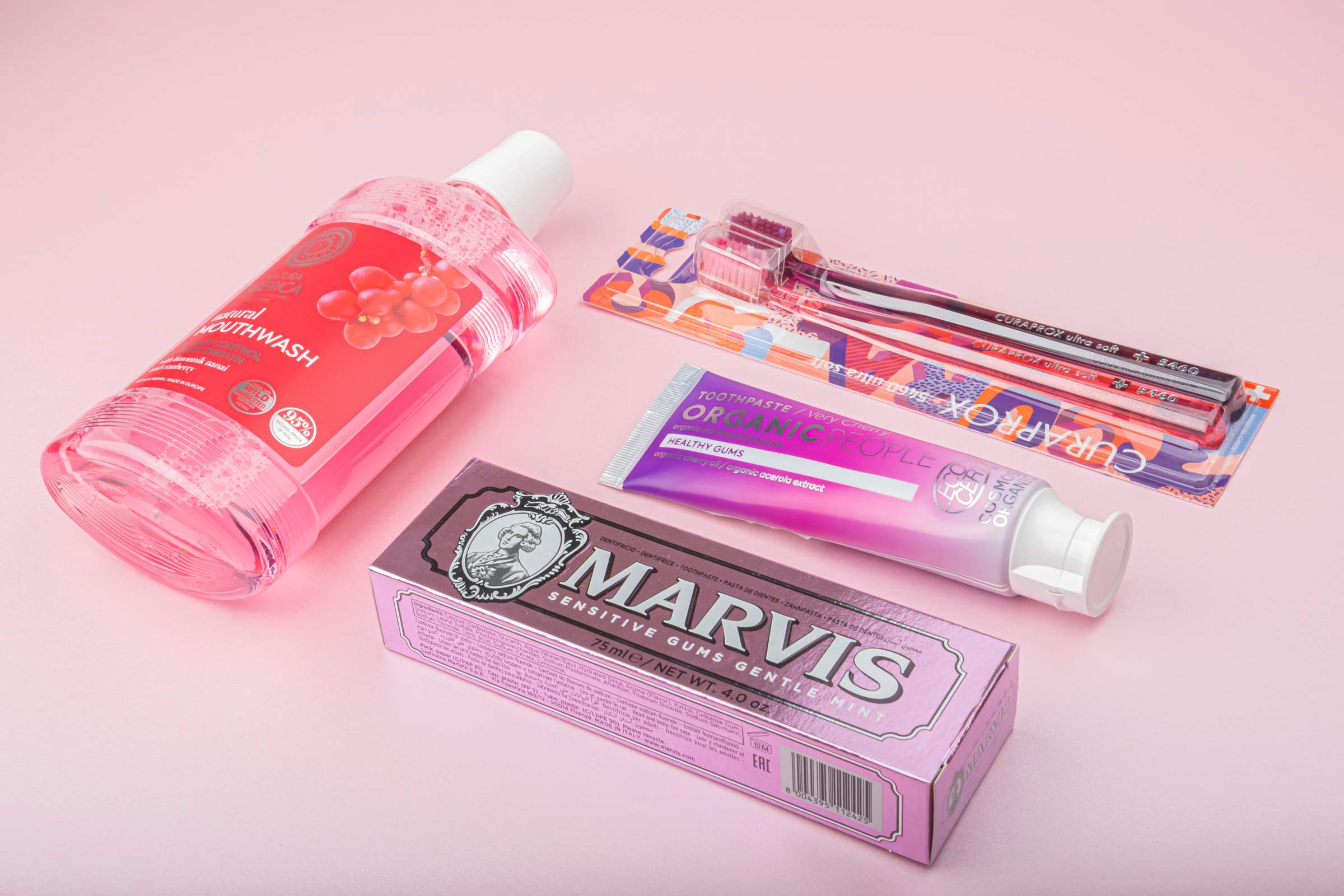 Limitovaná vánoční sada nazuby – Pro Superhrdinky