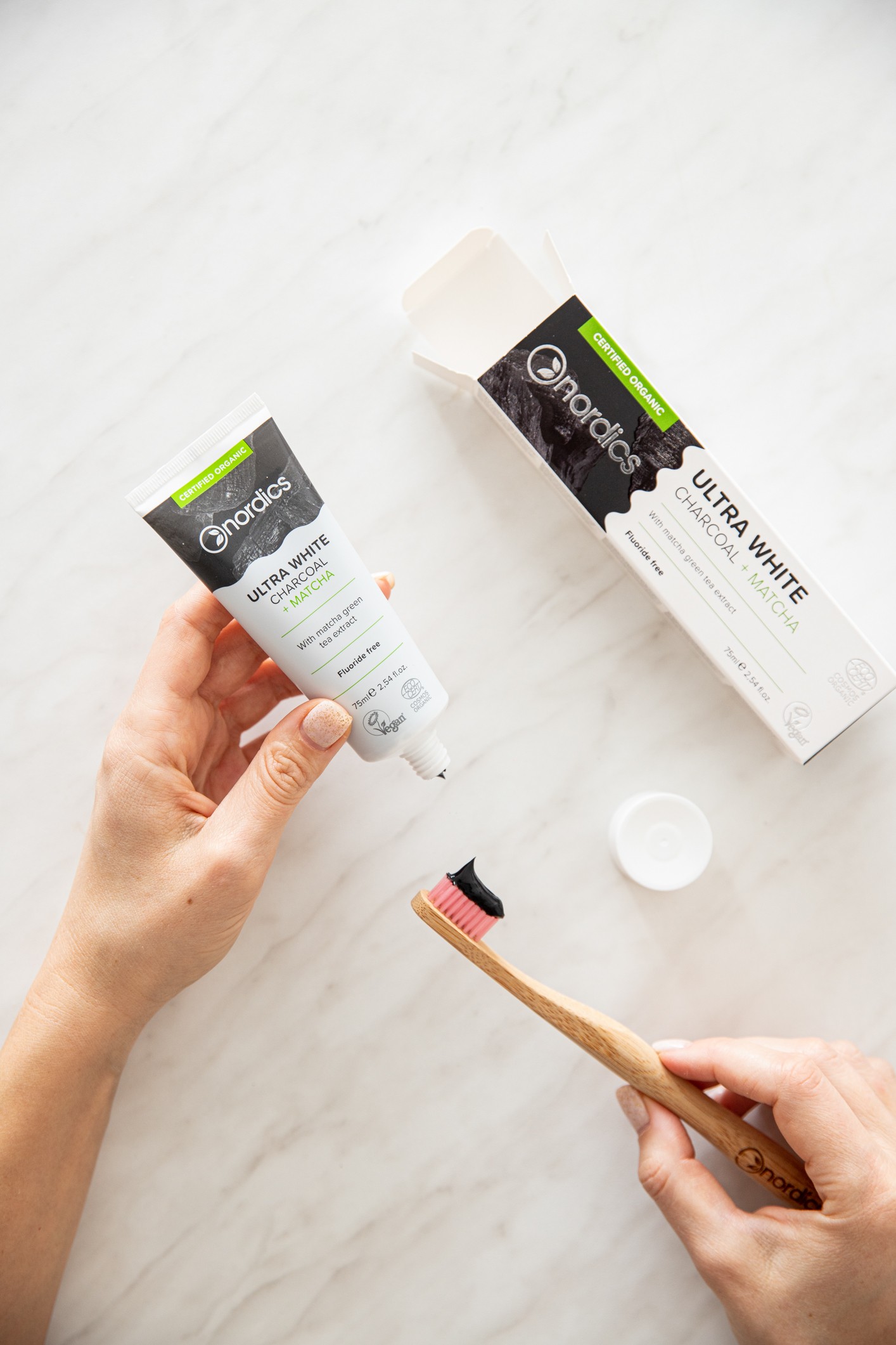 Nordics Ultra White Charcoal zubní pasta 75 ml