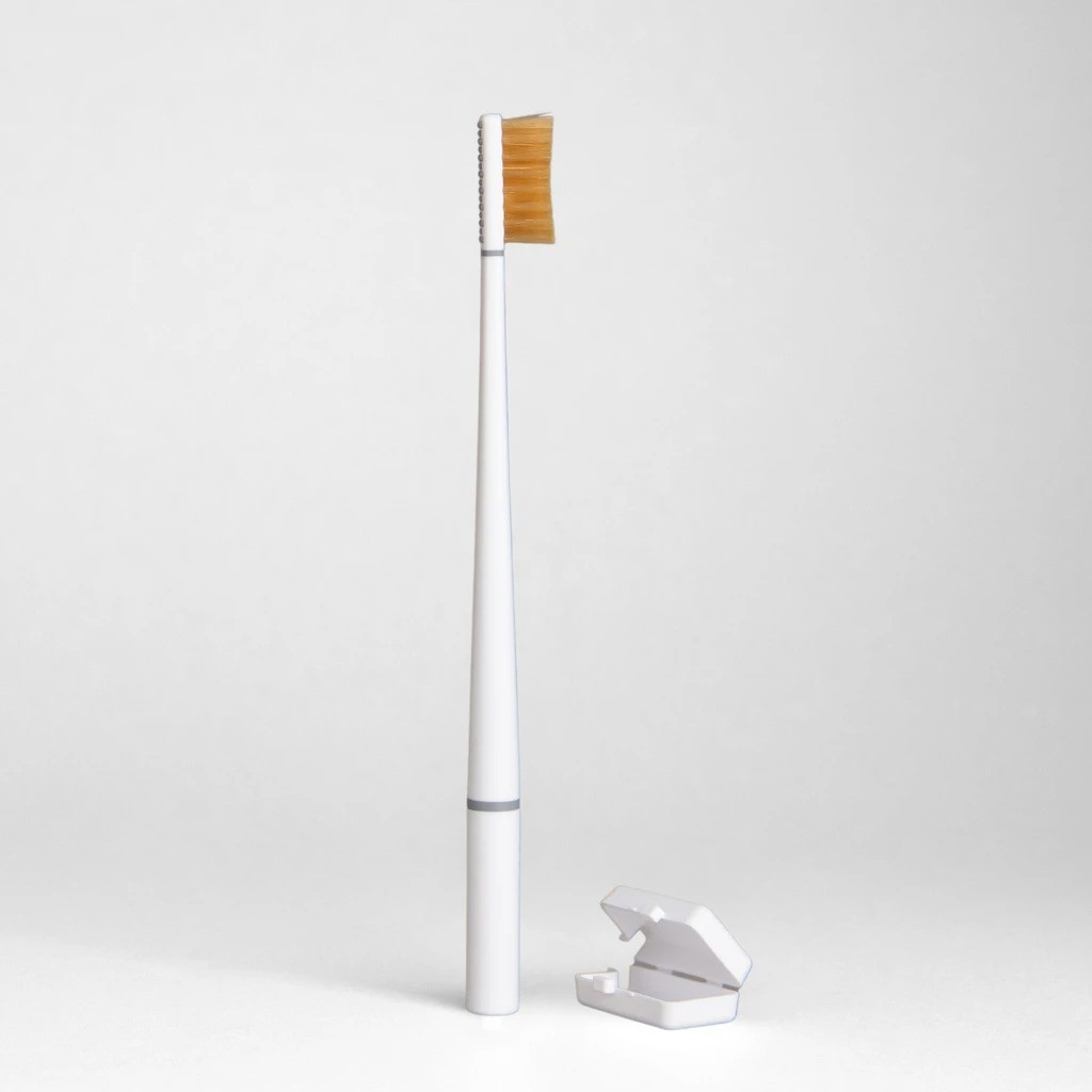 Piuma Pure White Vit C zubní kartáček