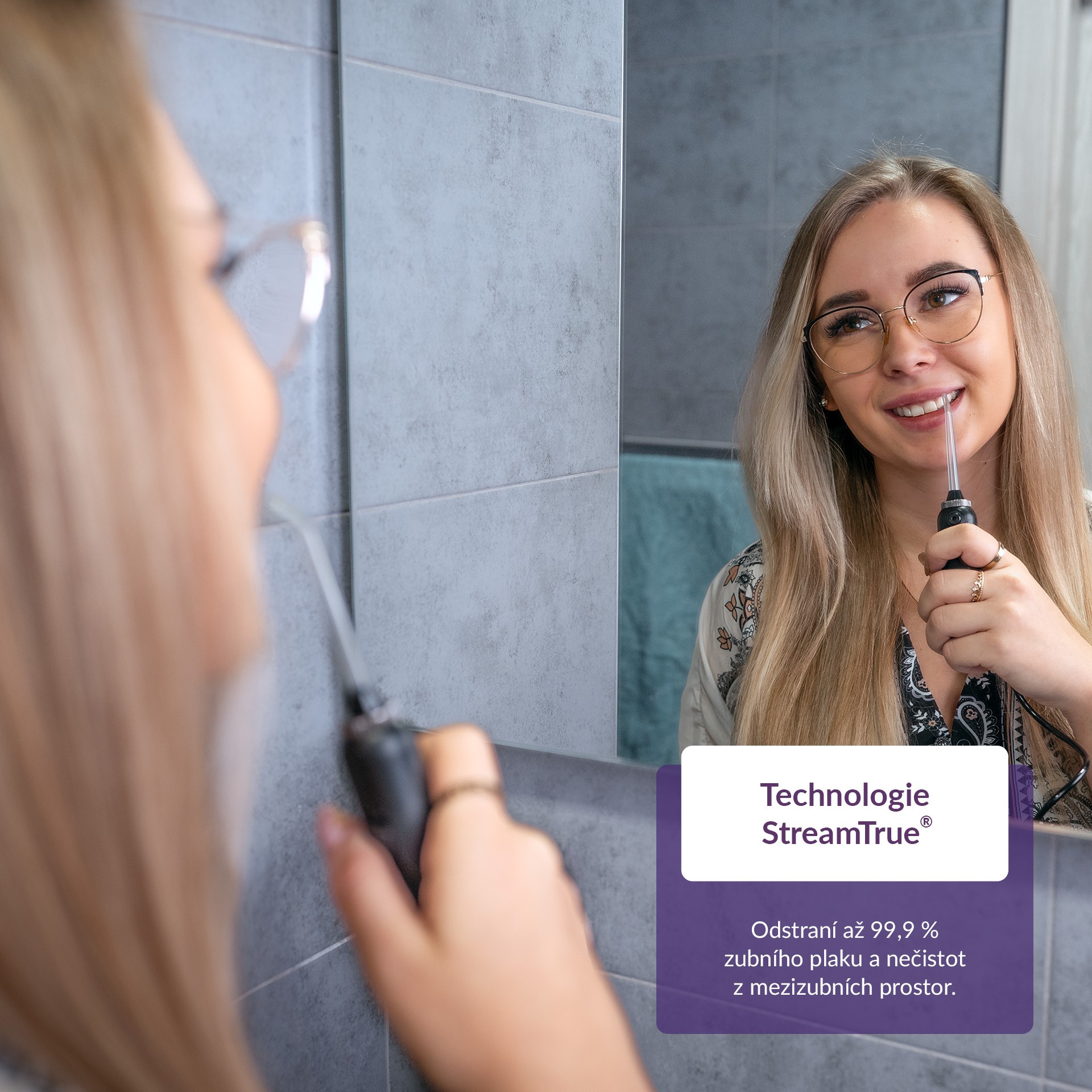 TrueLife AquaFloss Station F300 Black ústní sprcha