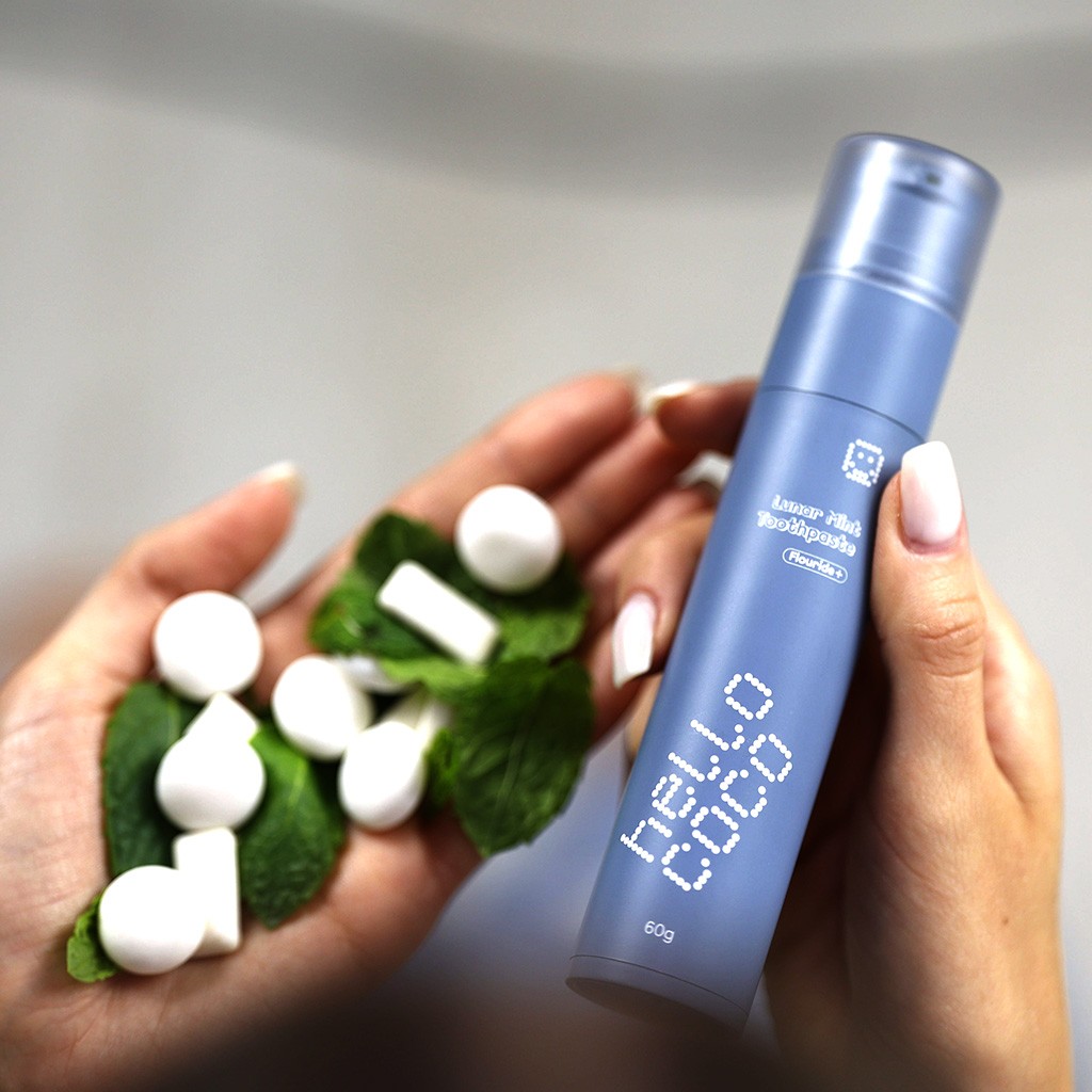 Hello Coco Lunar Mint zubní pasta 60 g