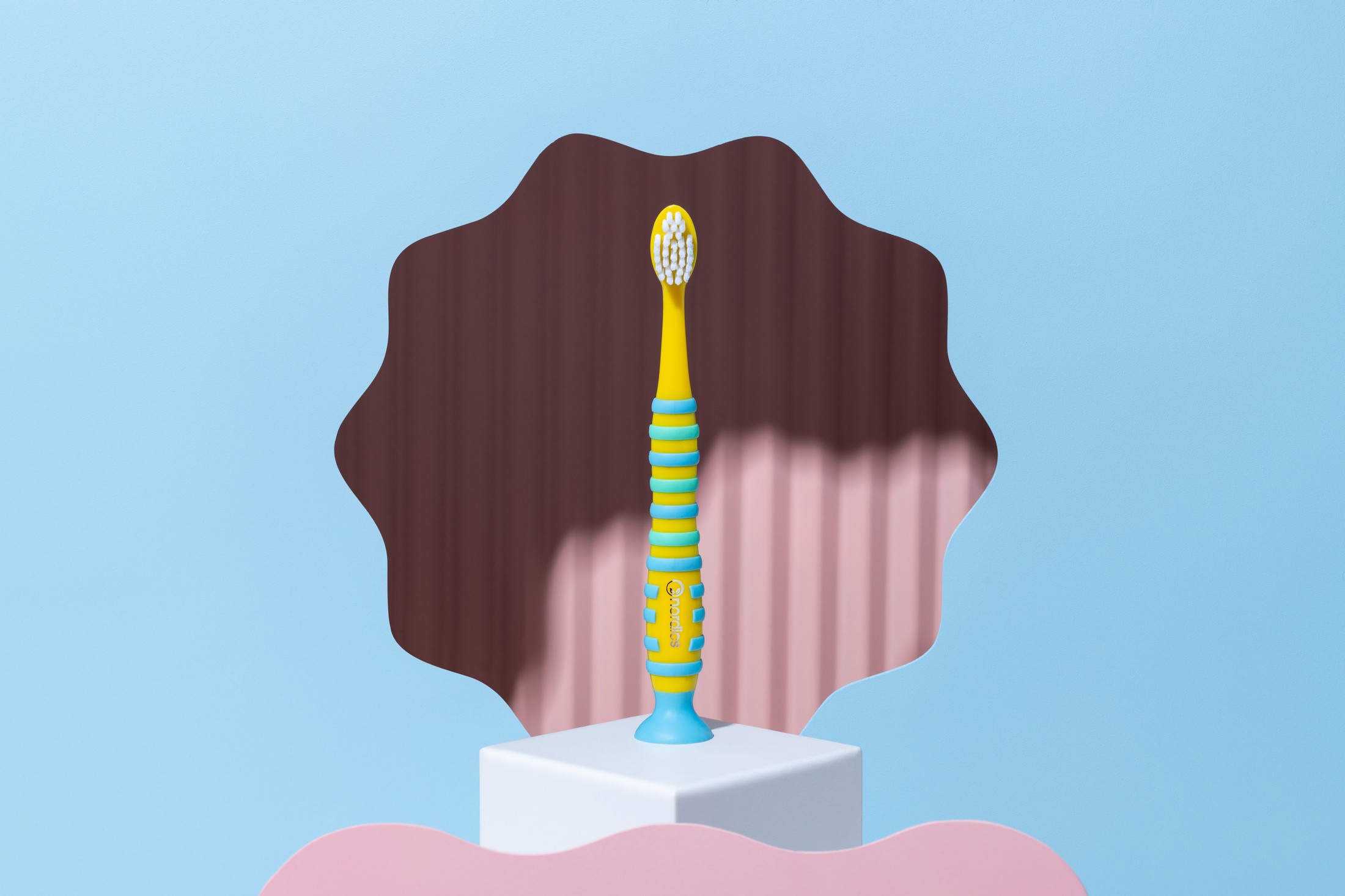 Nordics Premium Kids Rocket Soft 10500 Yellow/Blue dětský zubní kartáček