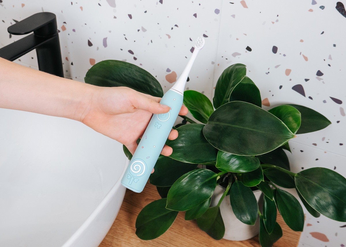 Concept Perfect Smile ZK6020 Blue dětský sonický kartáček