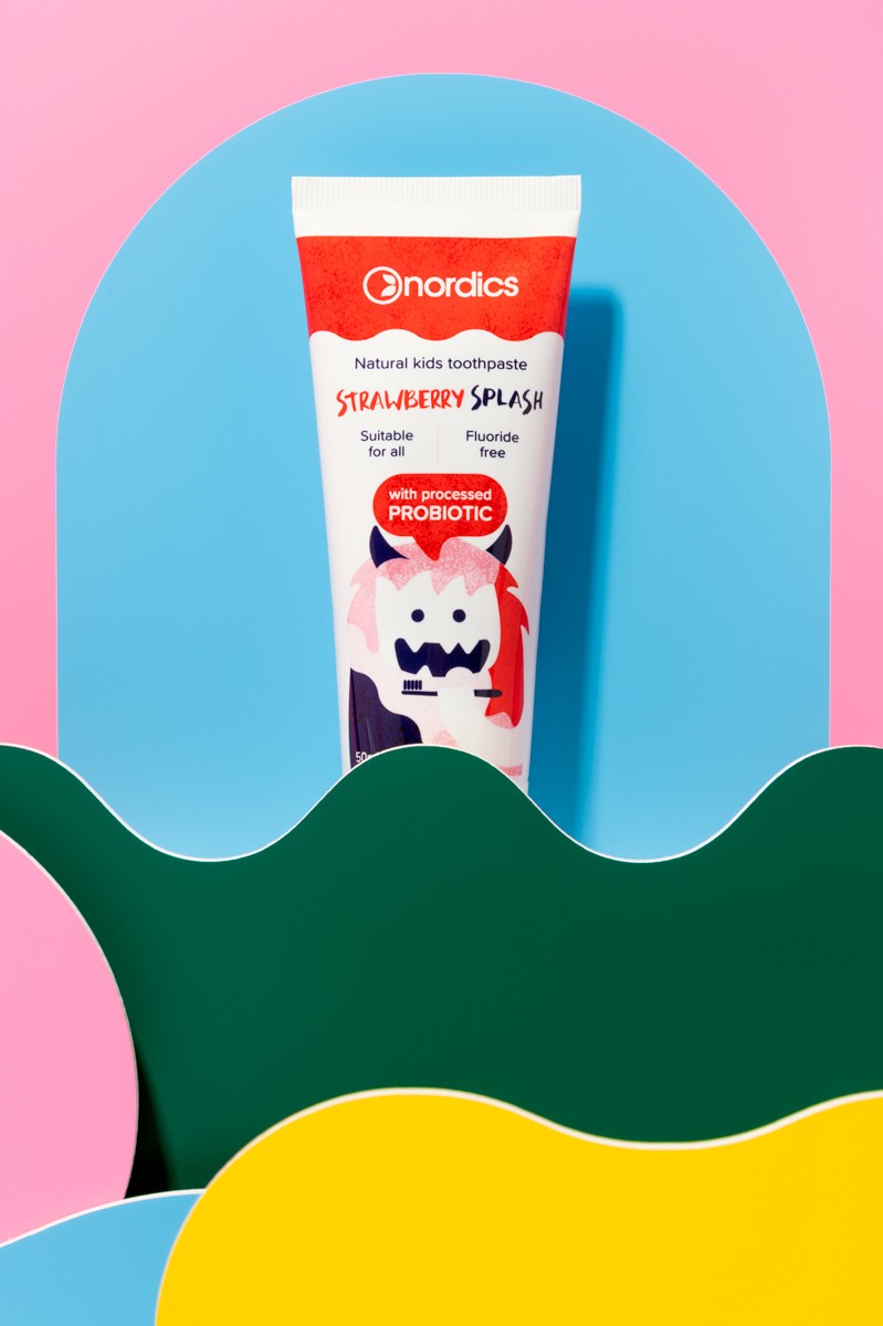 Nordics Kids Strawberry Splash Probiotic dětská zubní pasta 50 ml