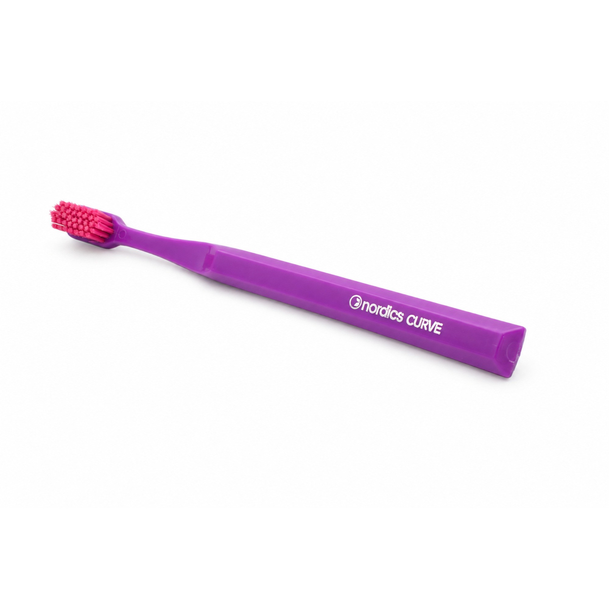 Nordics Curve Medium Purple zubní kartáček