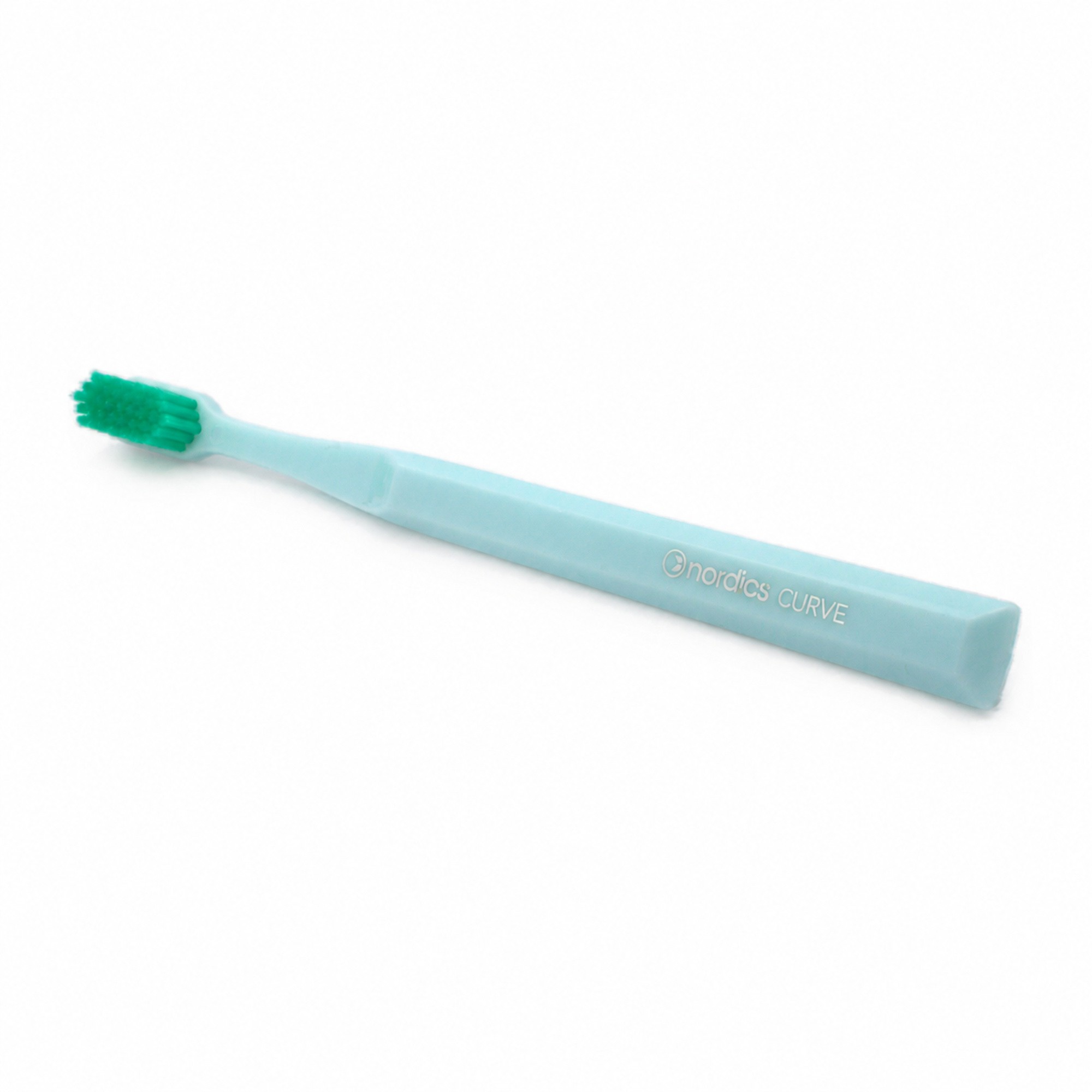 Nordics Curve Hard Light Blue/Green zubní kartáček