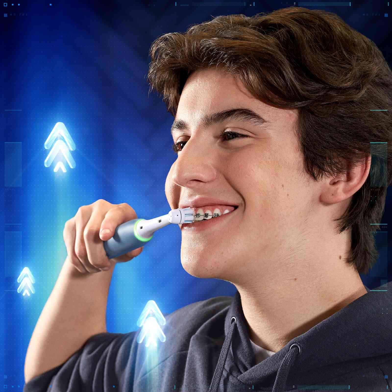 Oral-B iO Teens My Way dětský magnetický kartáček