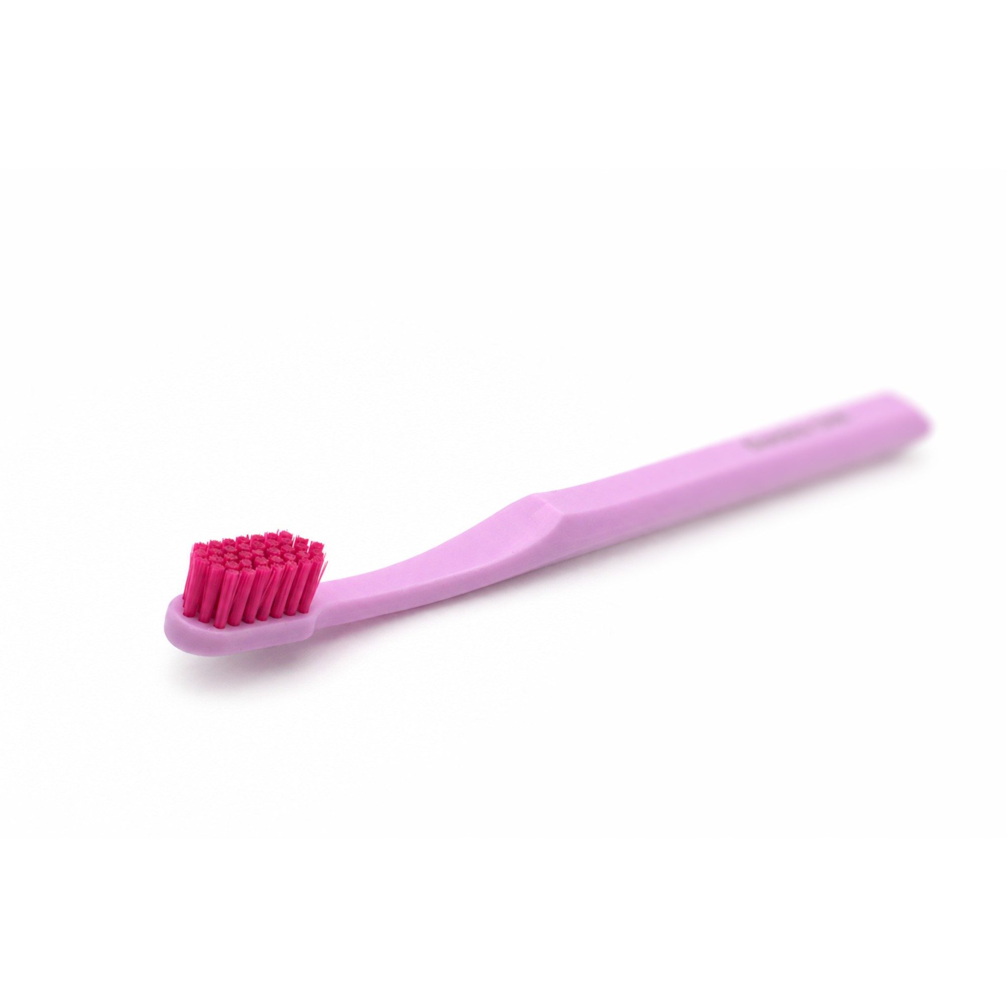 Nordics Curve Ultra Soft Pink/Red zubní kartáček