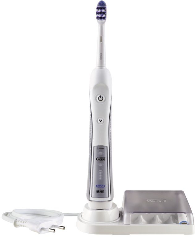 Braun Oral B TriZone 5500 D34 zubní kartáček 1+1 tělo