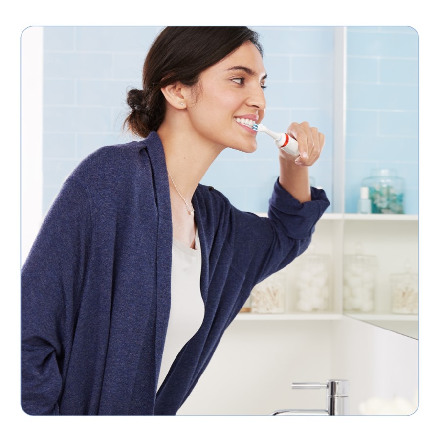 Braun Oral-B Smart 4 4500S Sensi UltraThin zubní kartáček